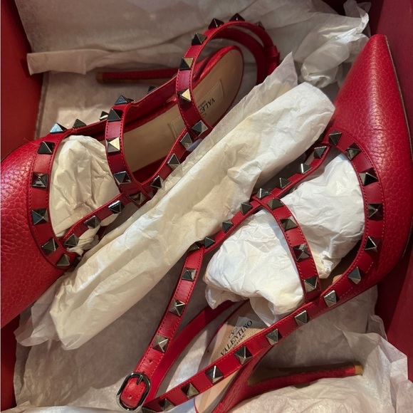 Valentino Red Leather Rockstud Pointed Toe Ankle Strap Sandals Size 40 - Picture 8 of 10